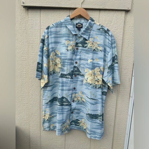 TOMMY BAHAMA Hawaiian Shirt Short Sleeve Sz. L Cotton & Rayon Floral Vintage - Picture 2 of 6